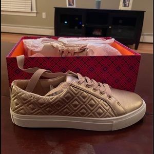 Tory Burch Sneakers
